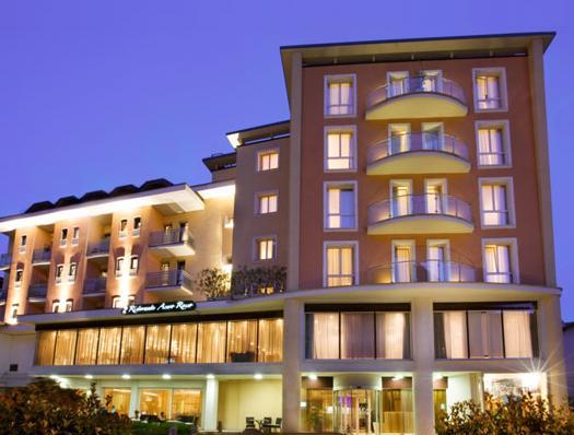Rizzi Aquacharme Hotel & Spa Boario Terme Exteriör bild